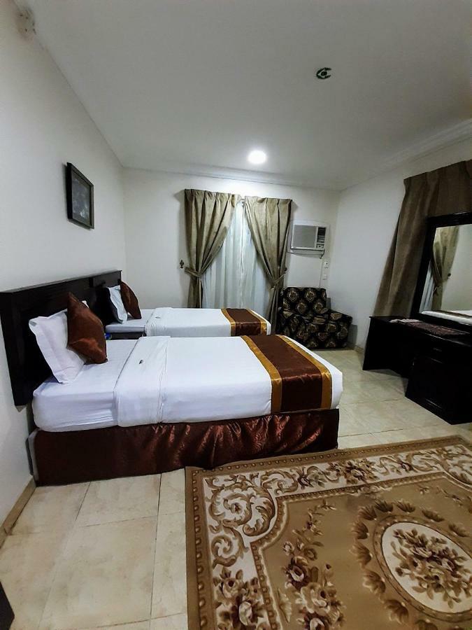 タブーク Al Rawda Furnished Unitsアパートホテル エクステリア 写真